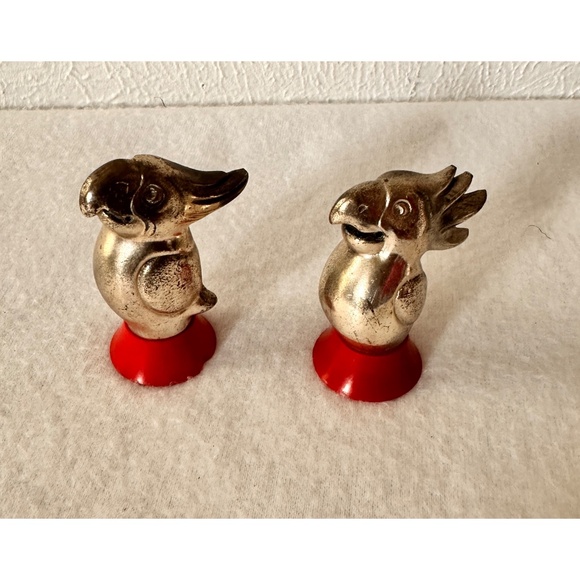 Vintage Metal Collectors Cockatiel Birds Salt & Pepper Shakers Occupied Japan - Picture 2 of 6